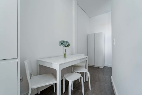 1 bedroom apartment, with kitchen, living room, balcony, cozy and fully equipped