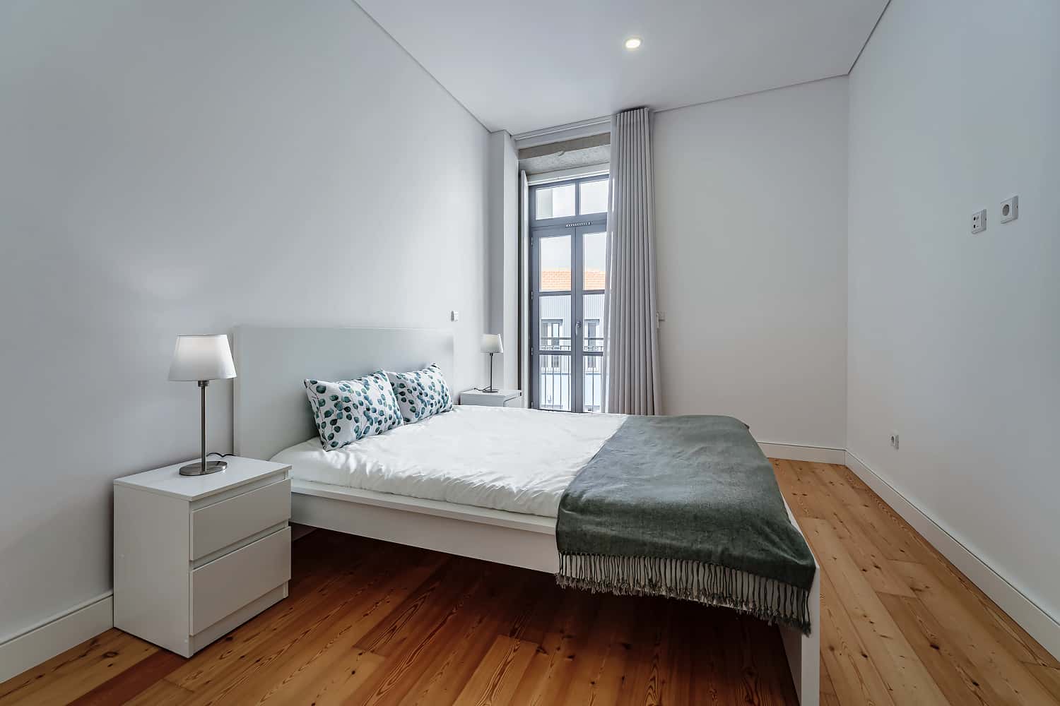  1 Bedroom Apartment, With Kitchen, Living Room, Balcony, Cozy And Fully Equipped  -  1 bedroom apartment, with kitchen, living room, balcony, cozy and fully equipped  - Gallery -  1