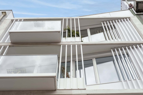 1 bedroom apartment, with kitchen, living room and balcony, cozy and equiped