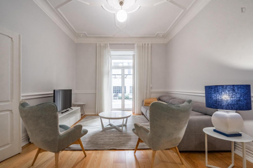 Great-looking apartment in Picoas, near Marquês de Pombal