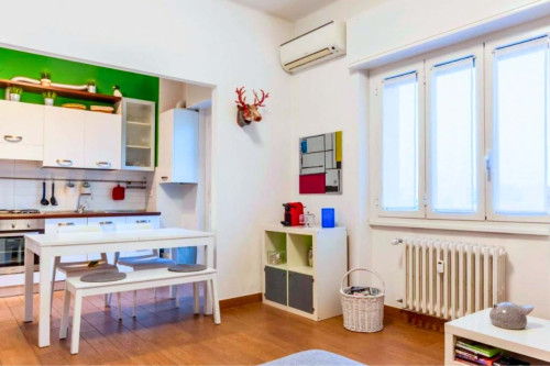 Nice two-room apartment in the De Angeli area