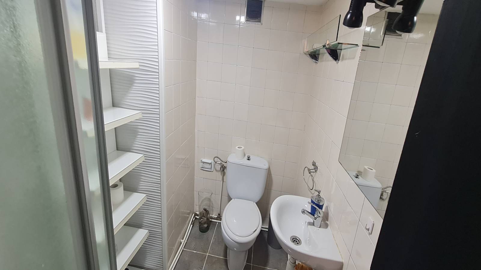 Bedroom 1 - 12