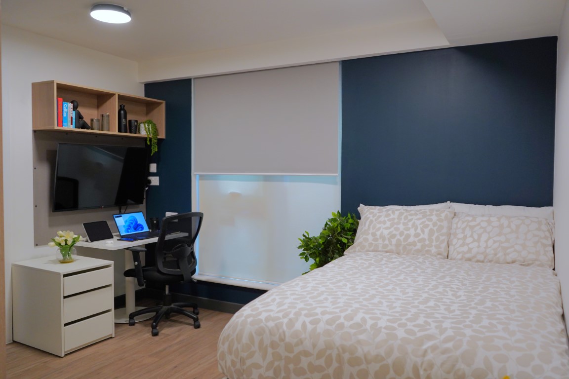  Premium  -  Castle Way  - Gallery -  1