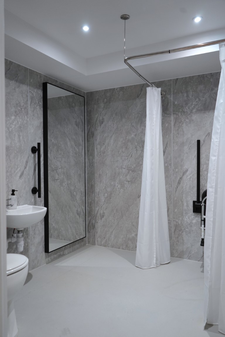  VIP (Accessible)  -  Castle Way  - Gallery -  4