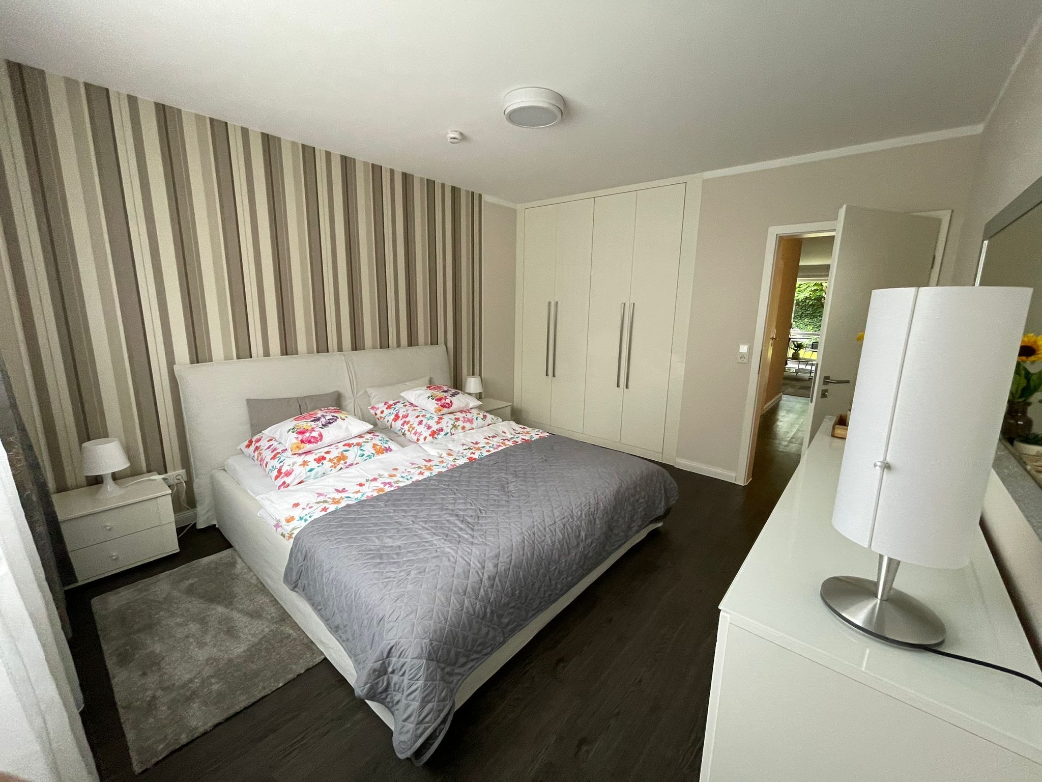  Stylish Living – Cozy And Modern In Oldenburg  -  Stylish living – cozy and modern in Oldenburg  - Gallery -  11