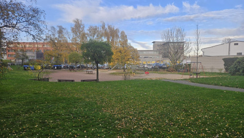 Wonderful, light-flooded, charming apartment located in Rath, Düsseldorf