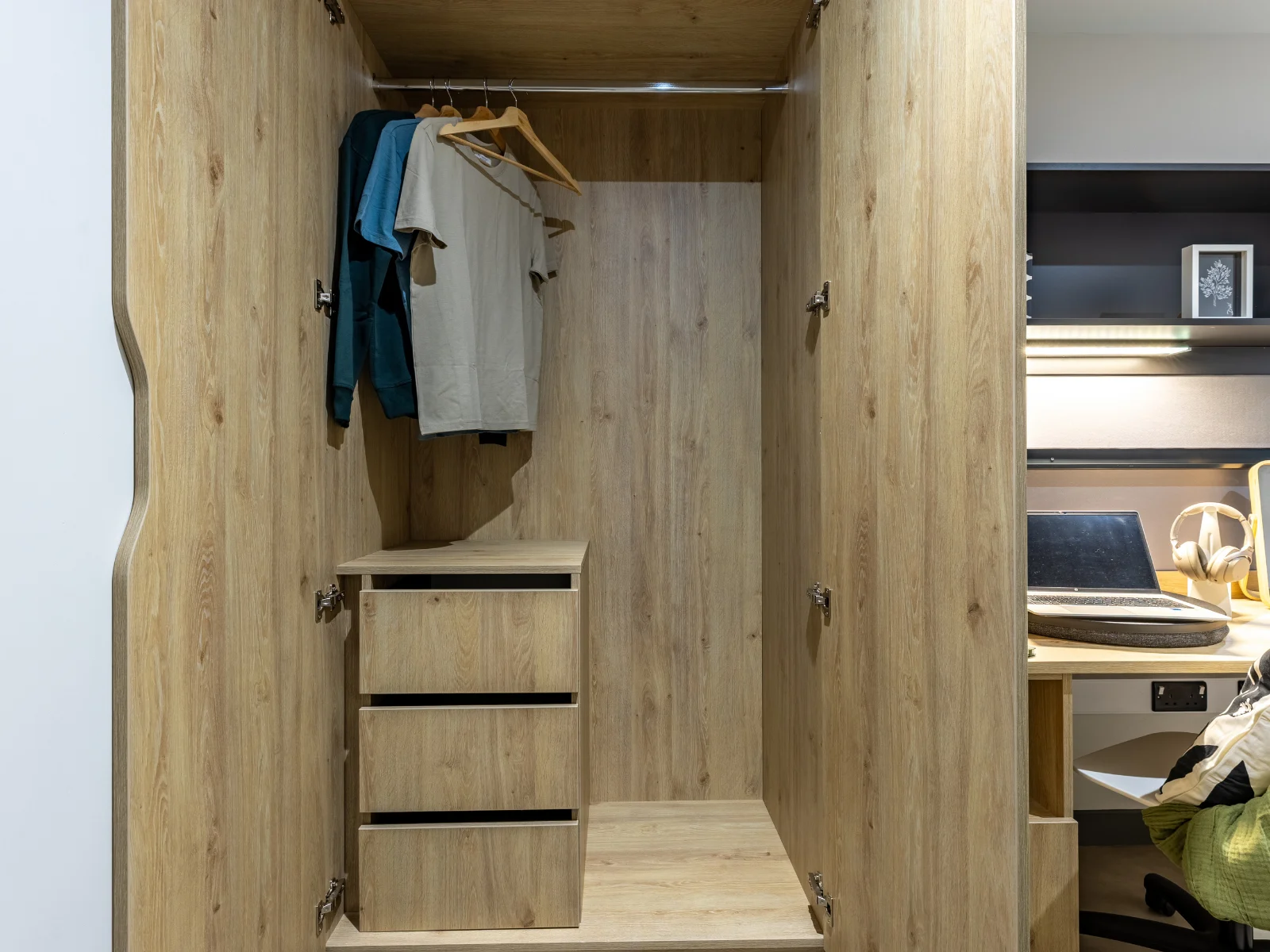  Classic Plus En Suite  -  Biscuit Factory  - Gallery -  4