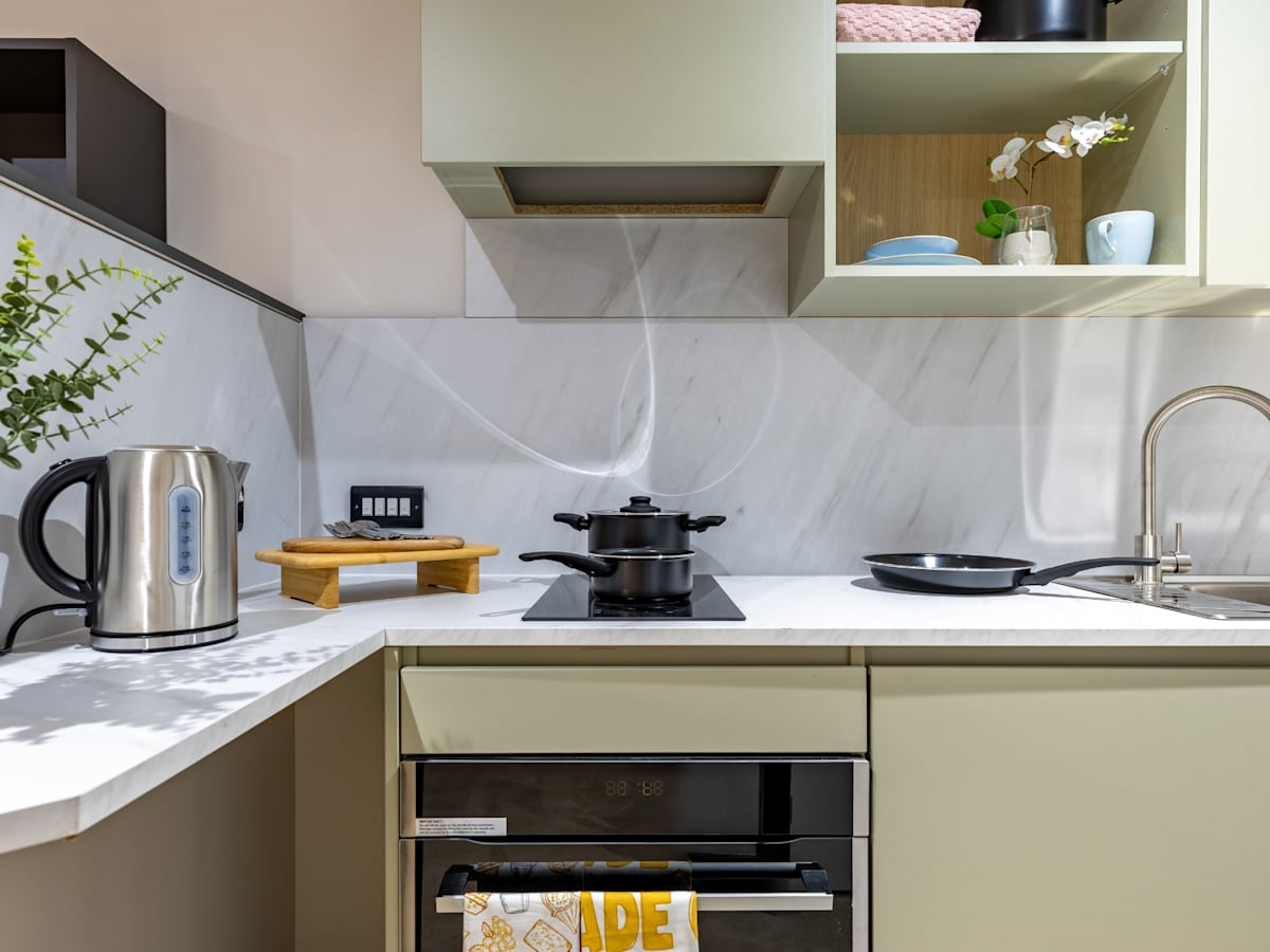  Classic Studio Plus  -  Biscuit Factory  - Gallery -  3