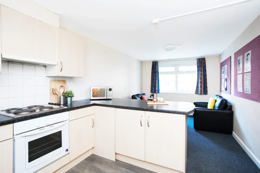  Classic En-Suite  -  St Martins House  - Gallery -  4