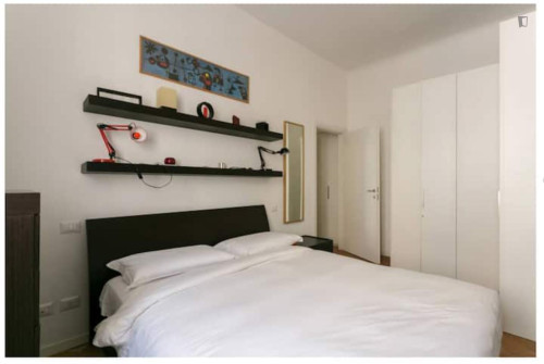 Neat 1 bedroom apartment near Crocetta metro