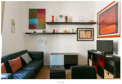 Neat 1 bedroom apartment near Crocetta metro