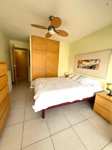 Irresistible 2 Bedroom Apartment with a balcony in front of Mutxavista Beach