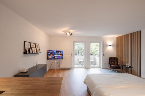 Studio Apartment, modern, high-quality, with balcony in the centre of Dresden (Germany) - Gallery - 8