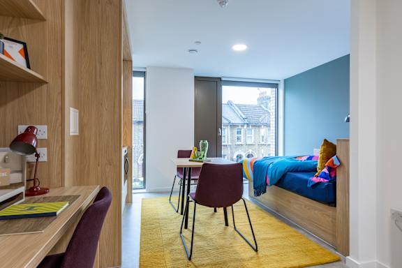  Superior Plus Studio  -  Venti House, Stratford  - Gallery -  1
