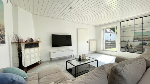 Beautiful, pretty studio in quiet street