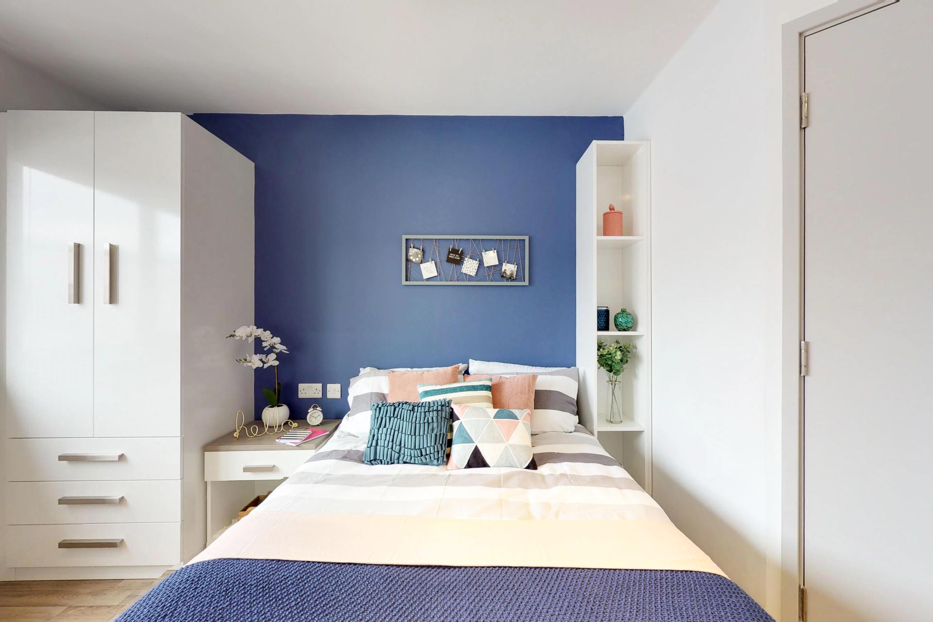 Classic En-Suite - 9