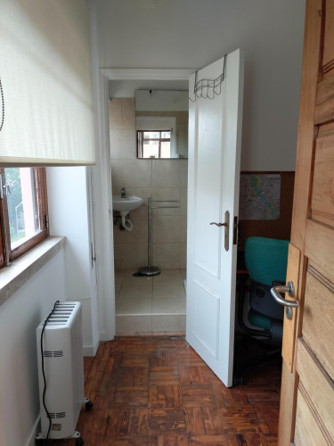 Nice bedroom next to FEUP