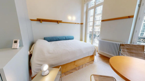 Comfy studio near Pigalle metro station