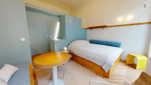 Comfy studio near Pigalle metro station