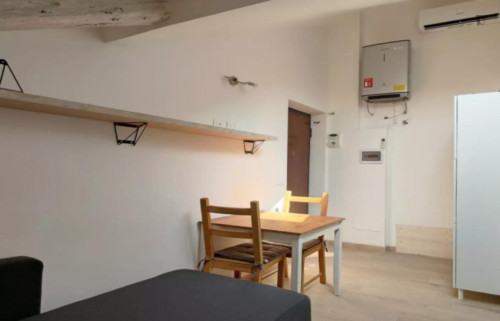 Cozy and modern studio well connected to the city center and the universities