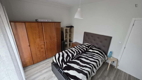 Captivating Double Bedroom with a balcony close to University of Aveiro