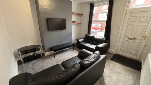 8-trelawn-terrace-leeds-106434351420251113082542AM