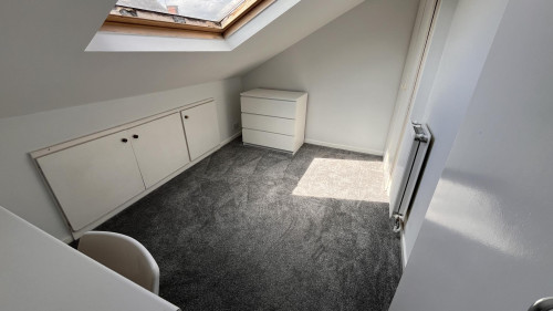 8-trelawn-terrace-leeds-195342388220251113082550AM