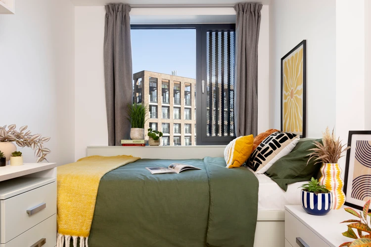 Large Highest Double En-Suite - Hawthorne House - Gallery - 1
