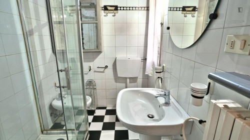 Charming 3-bedroom apartment in Walled City - Gallery - 11