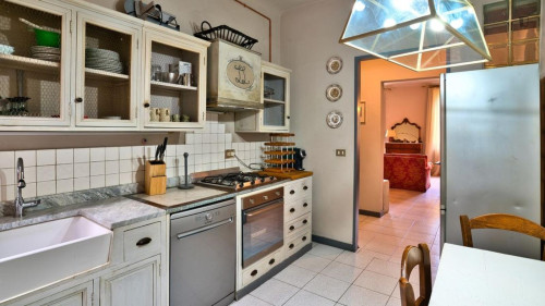 Charming 3-bedroom apartment in Walled City - Gallery - 9