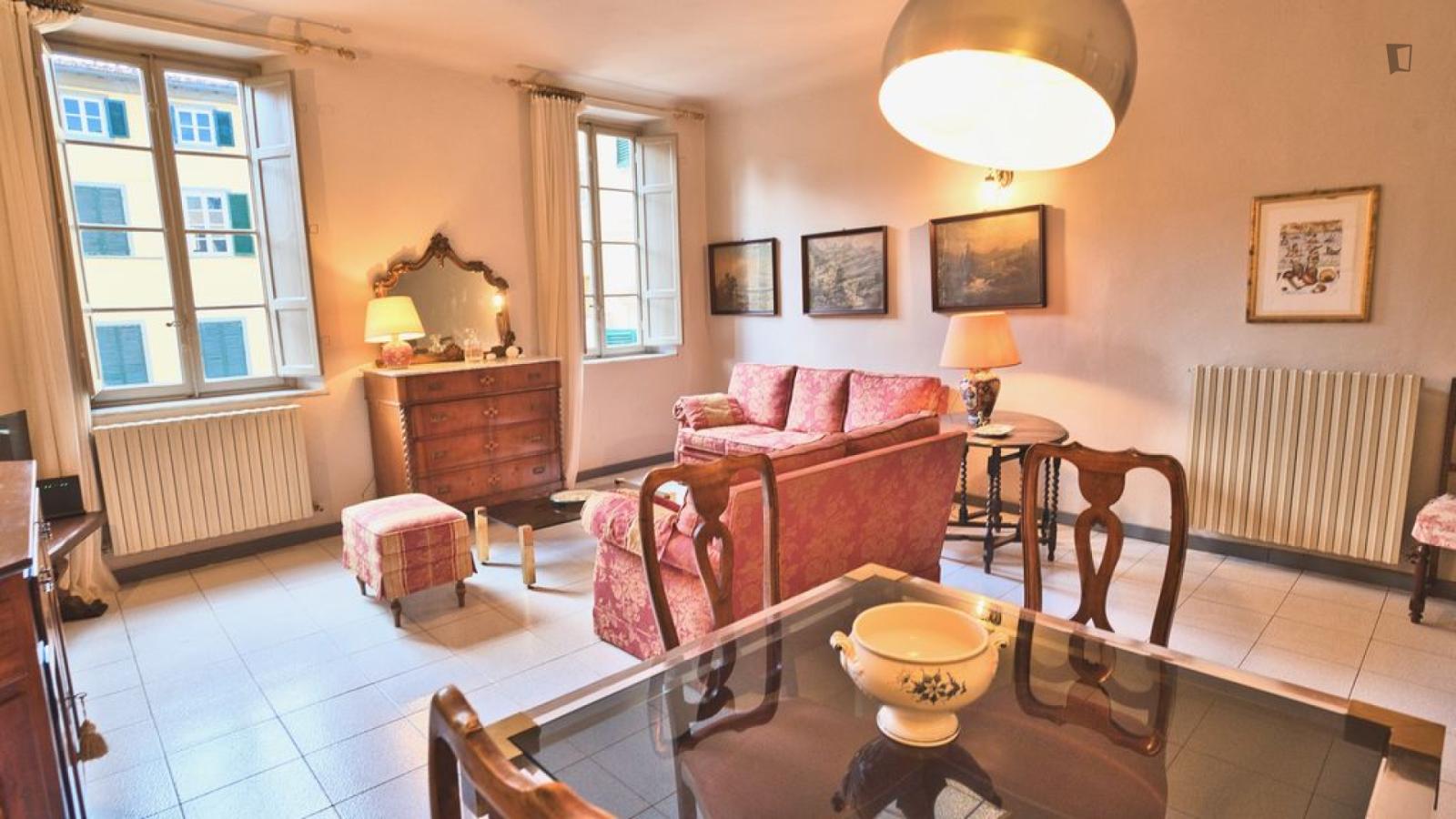 Charming 3-Bedroom Apartment In Walled City - 1
