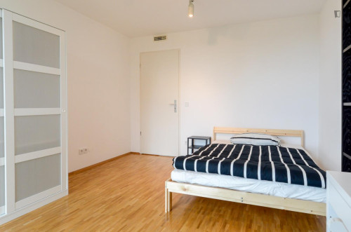 Neat single berdroom near the Candidplatz metro 