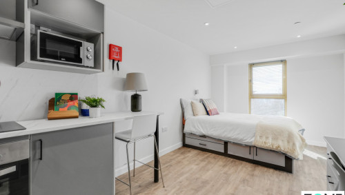 College Street - Rooms