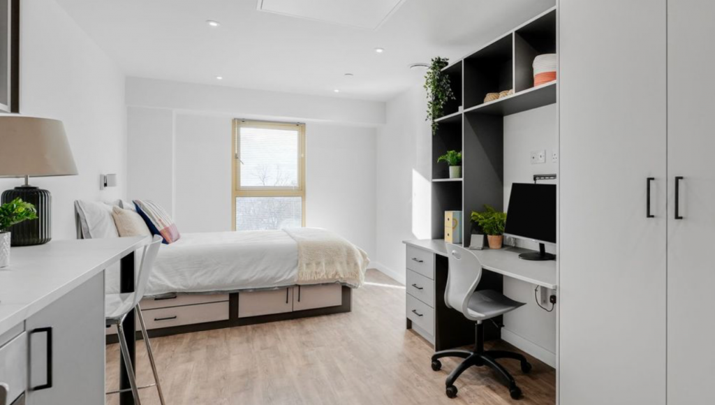  One-Bed Studio (more Than 30m²)  -  College Street  - Gallery -  4