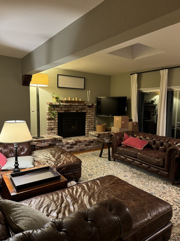  Queen Bed Suite  -  Private Entire Upper Level Suite  - Gallery -  2