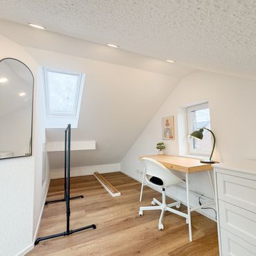 Room - New! Exclusive 5-Person Shared Apartment in Heidelberg – First-Time Rental - Gallery - 2