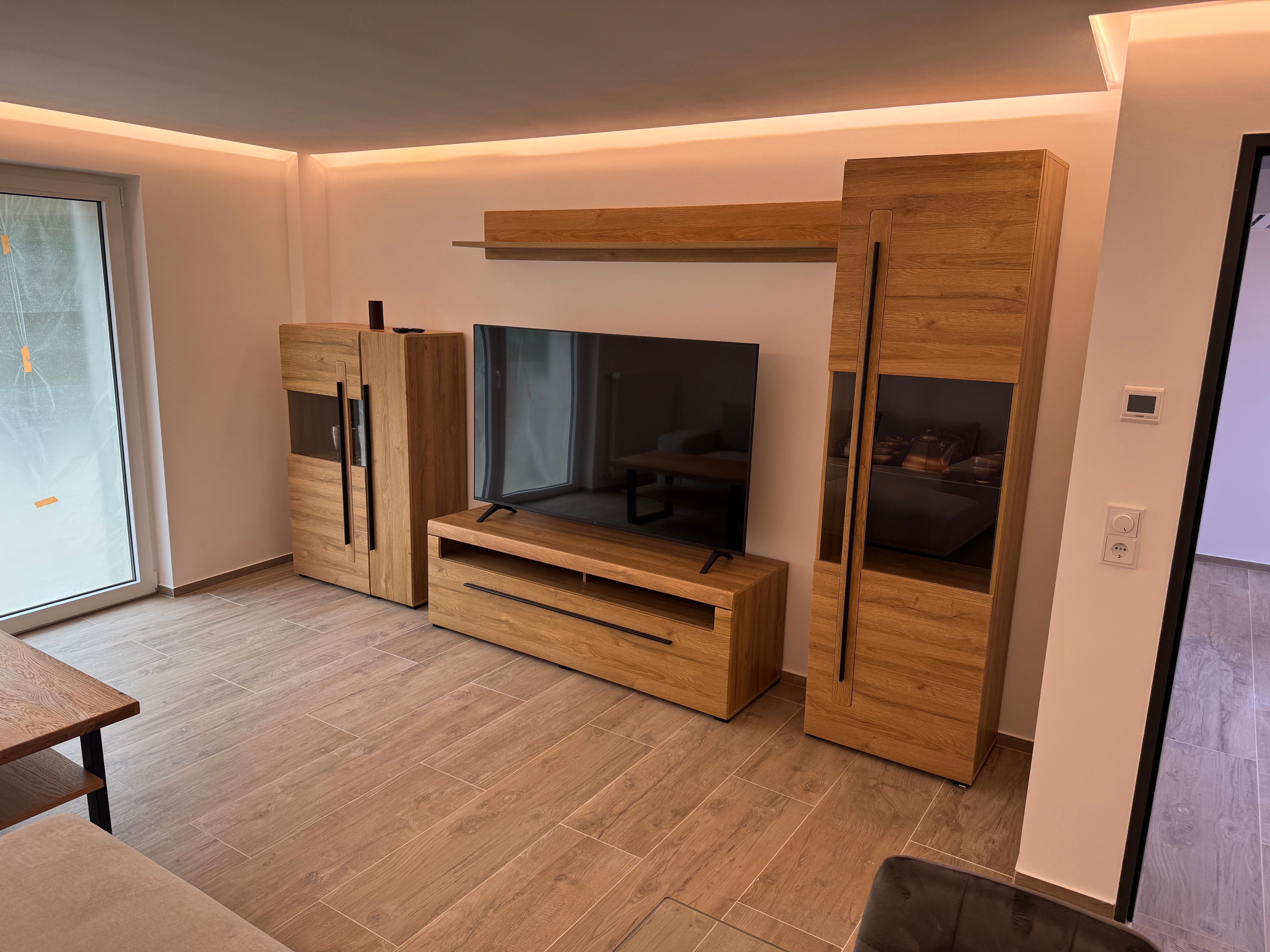 Modern, Fully Furnished 2.5-Room Apartment – 66m² – First Occupancy After Renovation - 1