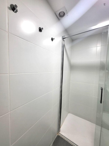 Lovely single bedroom in Sant Blai