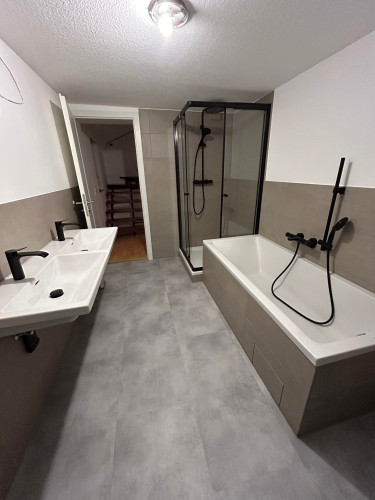 Renovated 4-room apartment with kitchen, bathroom, 8 beds and roof terrace – ideal for employee accommodation - Gallery - 30