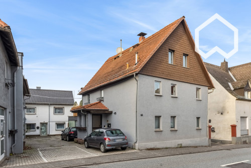 Renovated 4-room apartment with kitchen, bathroom, 8 beds and roof terrace – ideal for employee accommodation - Gallery - 18
