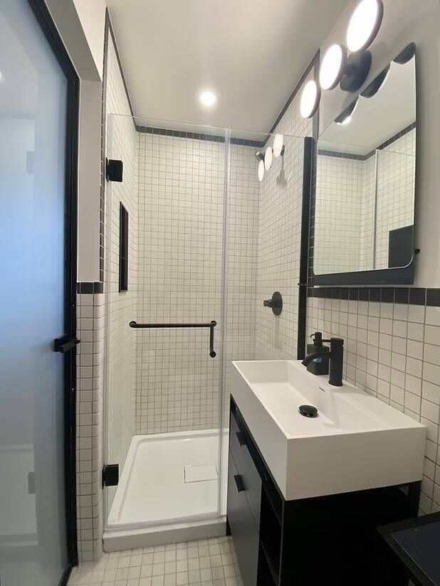 Premium Room + Private Bathroom - 6