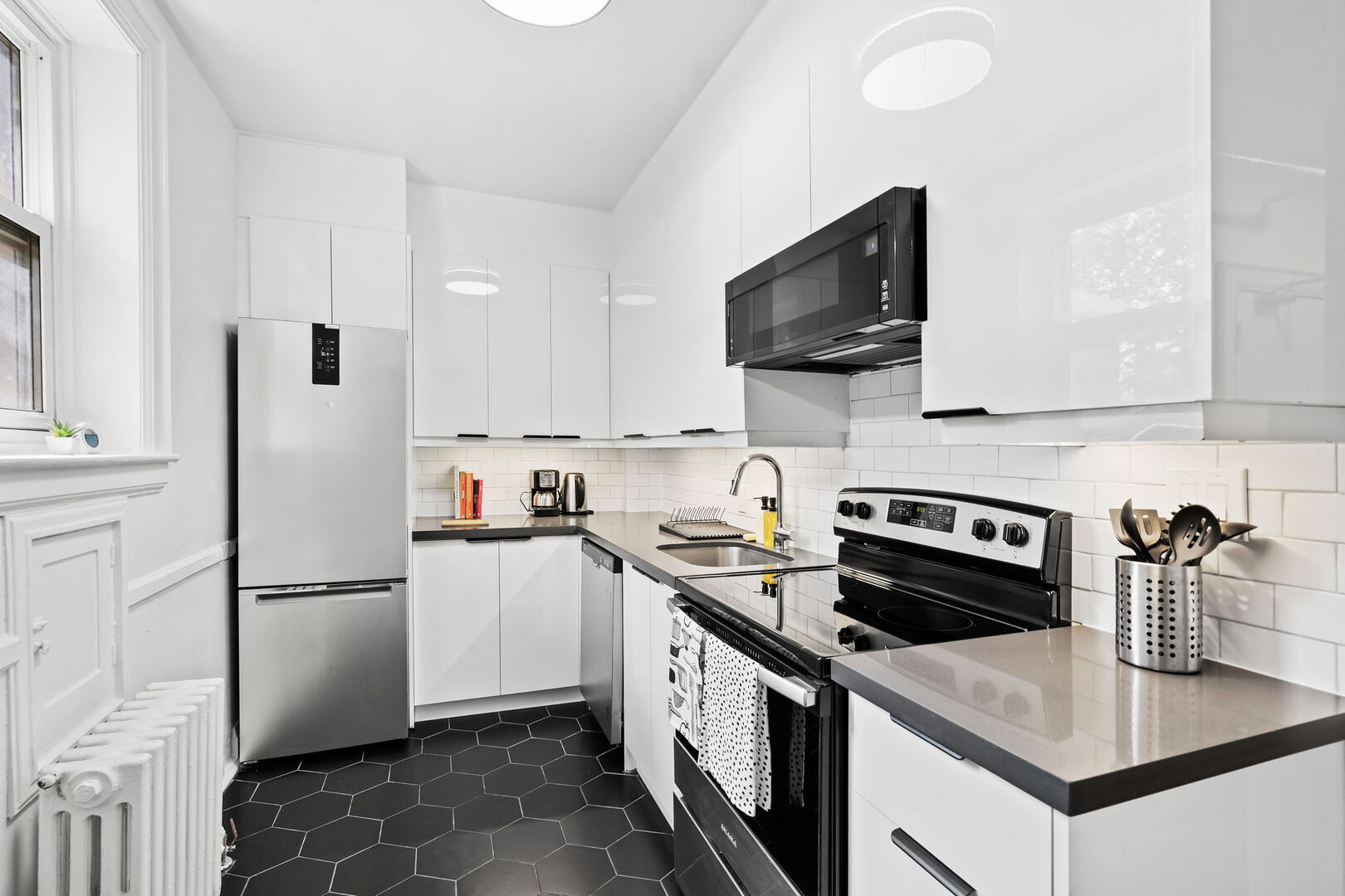  Private Bedroom + Semi-Private Bathroom  -  Glenholme - Village Comfort Deluxe  - Gallery -  3