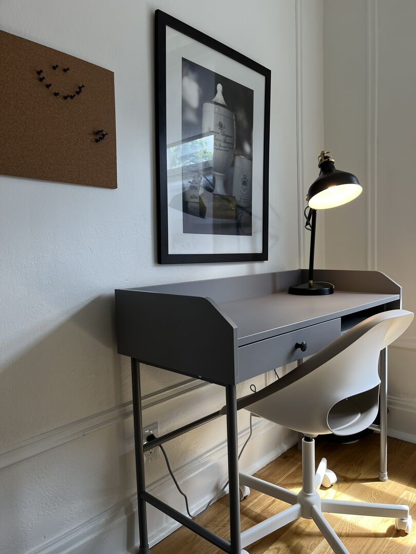 Private Bedroom + Shared Bathroom - Glenholme - Village Comfort Deluxe - Gallery - 11