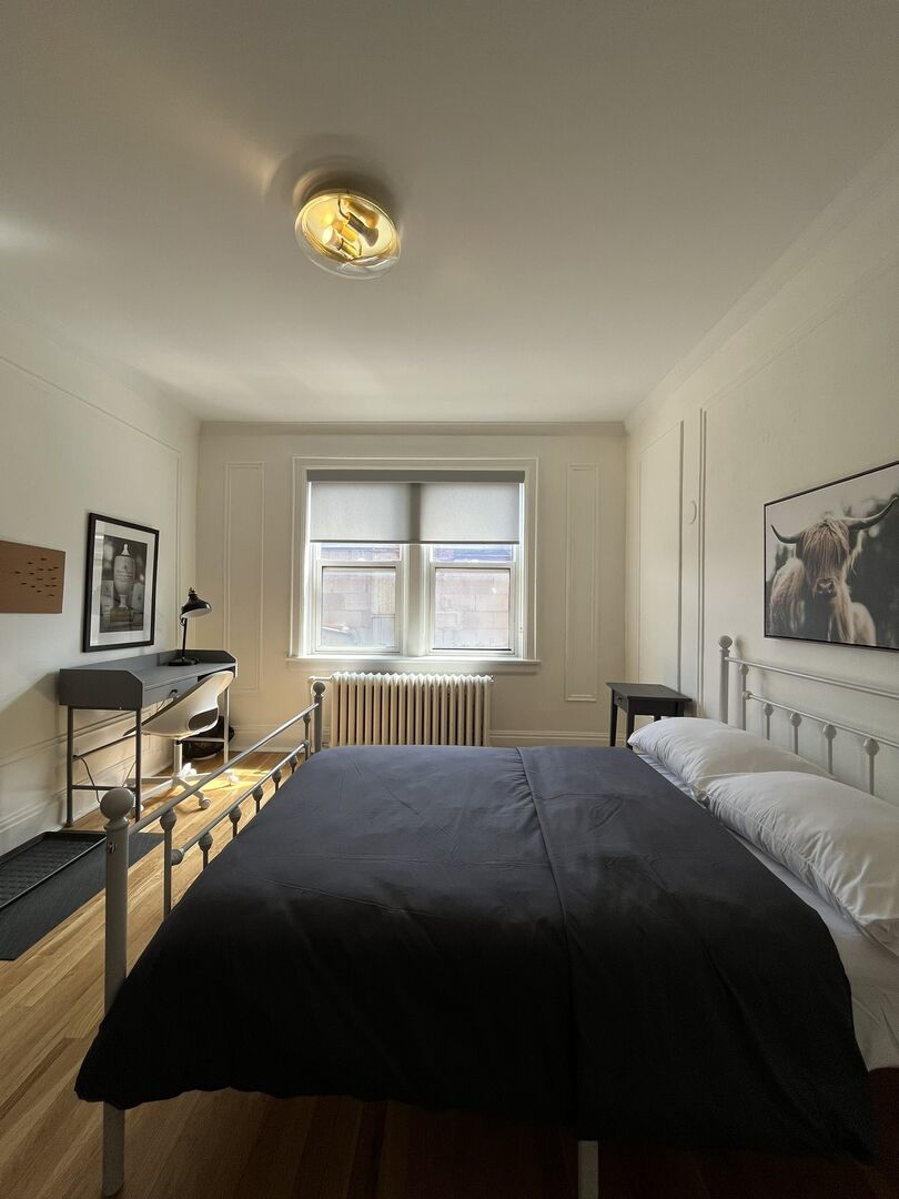  Private Bedroom + Shared Bathroom  -  Glenholme - Village Comfort Deluxe  - Gallery -  1