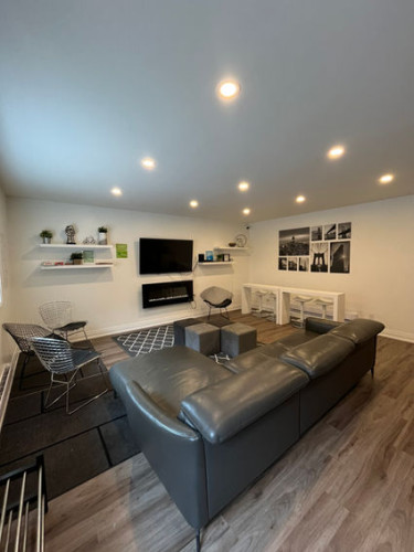Vaughan - Village Comfort Deluxe - Gallery - 20