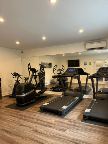 Vaughan - Village Comfort Deluxe - On-site Facilities