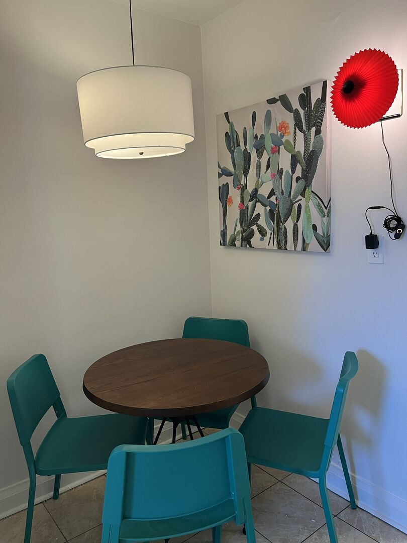  Private Bedroom + Shared Bathroom  -  Markdale - Village Comfort Deluxe  - Gallery -  4