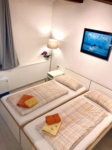 TOP-location! Modern 3 room-apartment in the historic town center, private parking - Gallery - 16