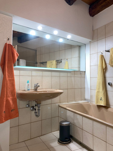 TOP-location! Modern 3 room-apartment in the historic town center, private parking - Gallery - 12