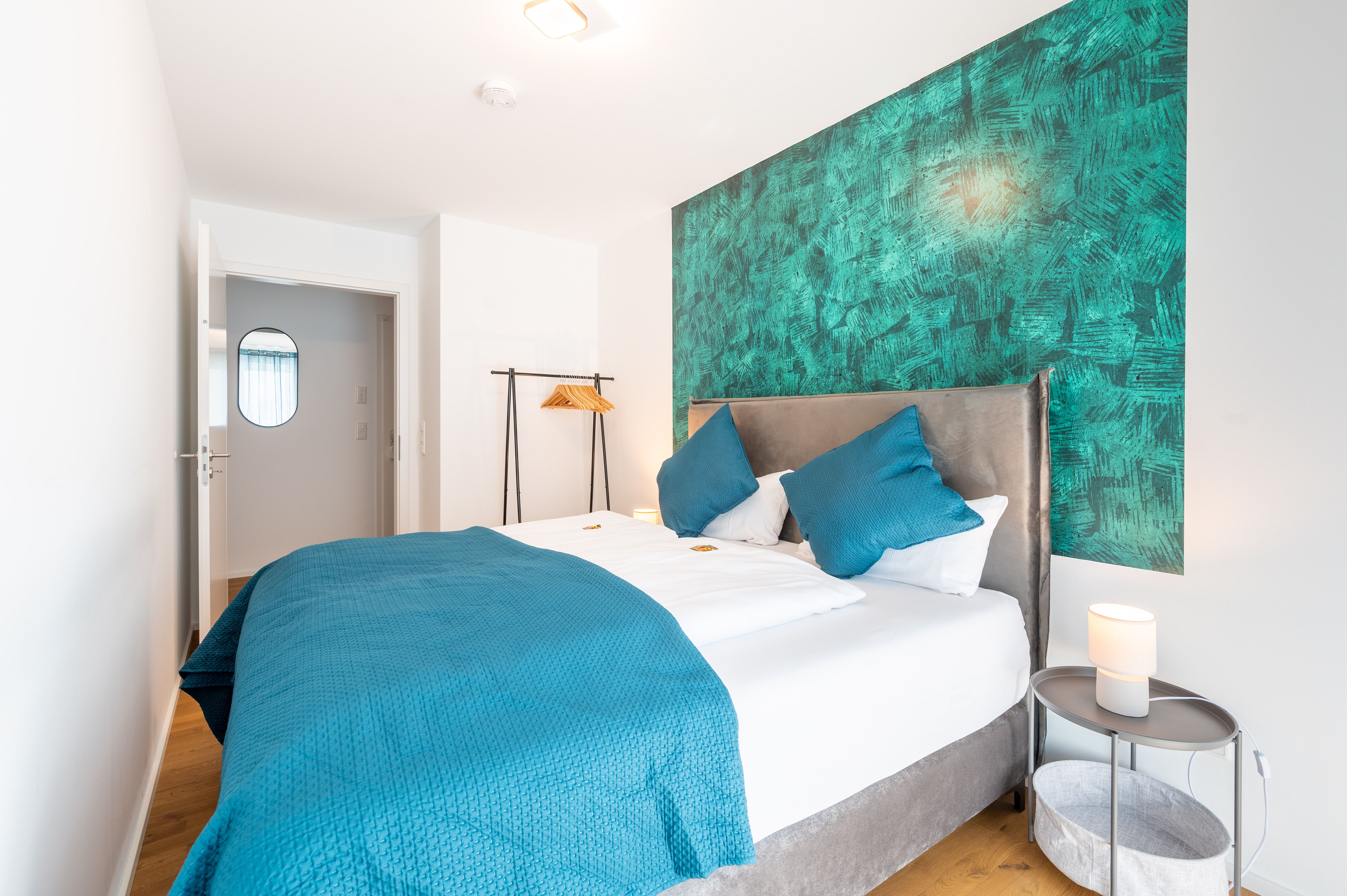 LiT LiVING: Luxus | Box SprIng | Parking | Balcony - 17